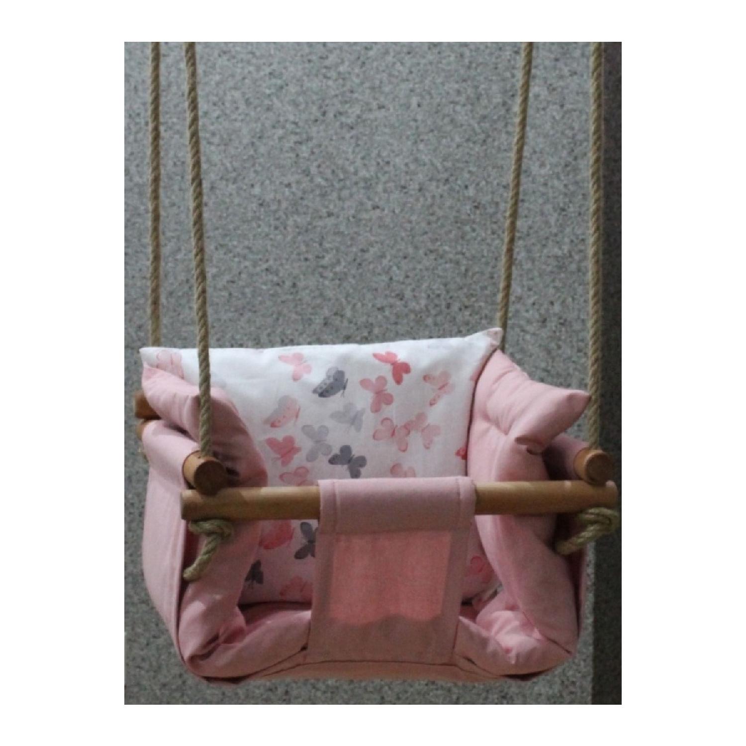 

Pink Butterfly Wooden Baby Swing рожевий