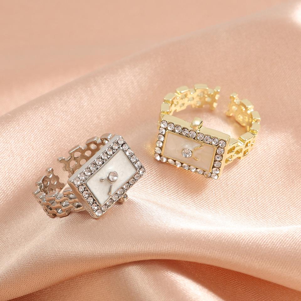 

UILZ Zircon Square Ring: Niche Fashion, High-End Jewelry Trend