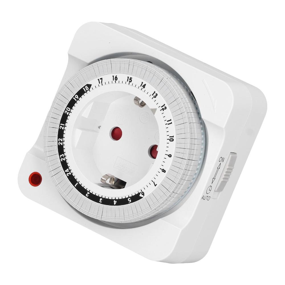 Sturdy EU 230V Timer Socket 7.8x7.8cm Mechanical Power Timer Timing Switch Industrial Use