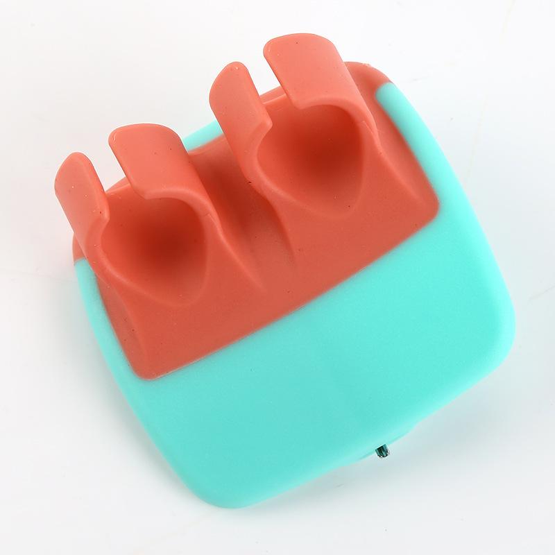 1pc Stainless Steel Handheld Vegetable Peeler with Rubber Finger Grip Comfortable Palm Peeler Suitable for Carrots, Etc