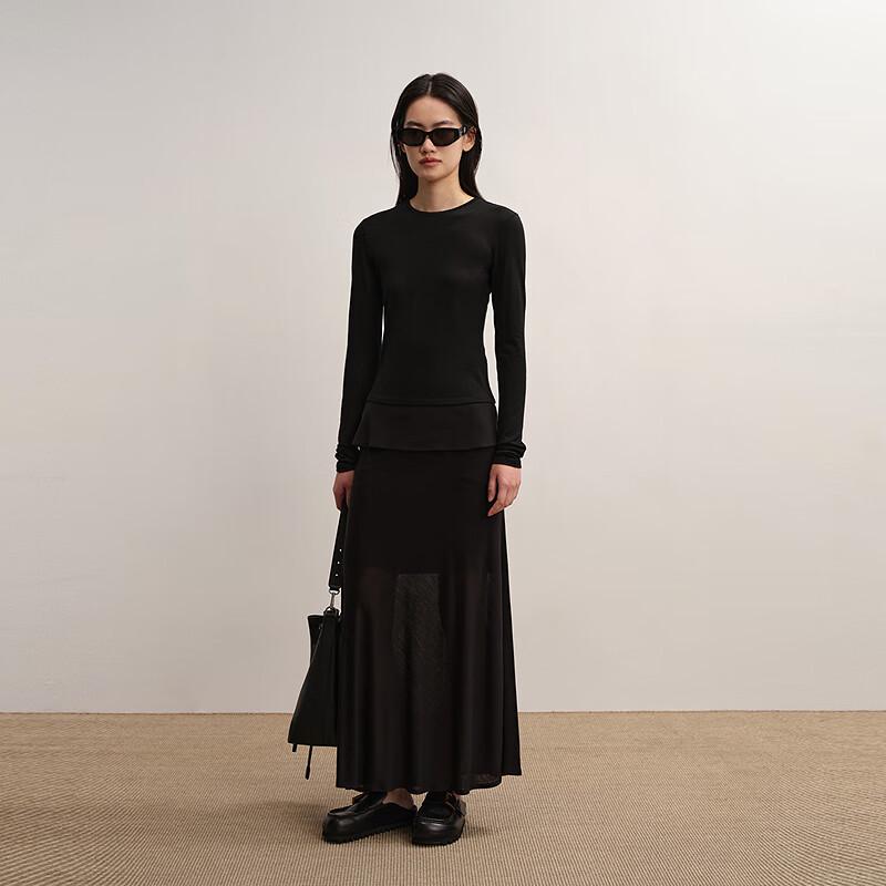 LESS Women's Slim Fit Round Neck Long Sleeve Tee