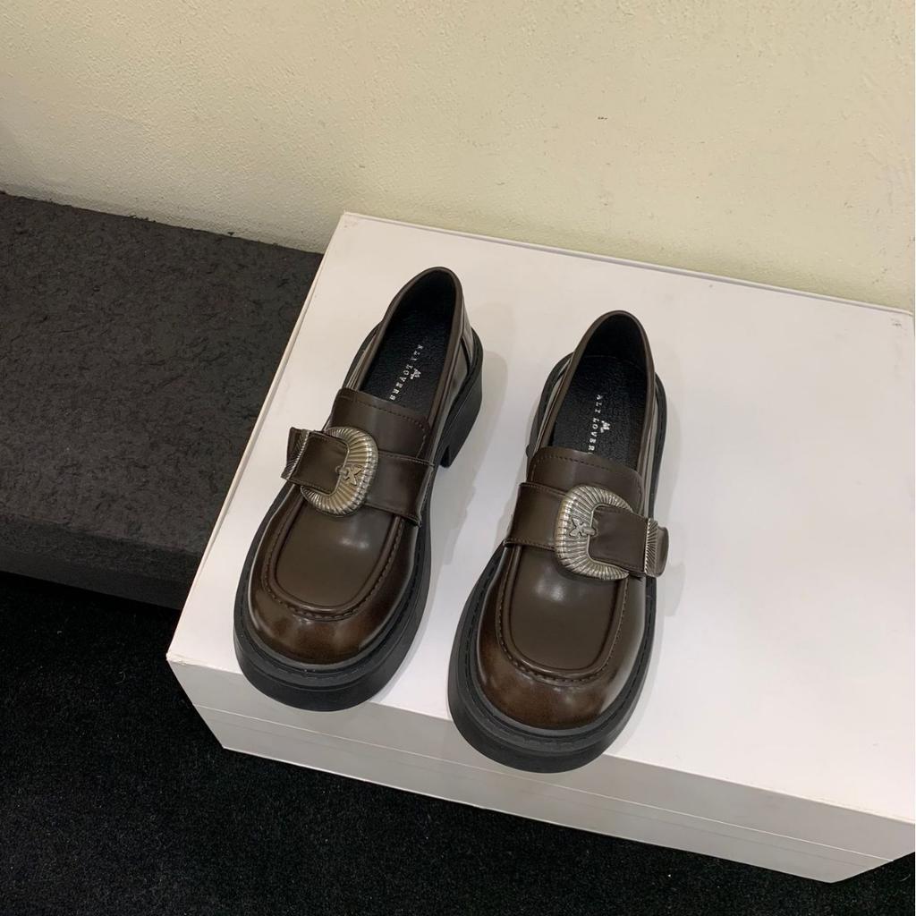 Coarse heel French sense retro brown small leather shoes women's shoes 2025 new metal belt buckle loafer single shoes