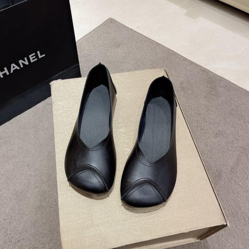 Large Size Single Shoes Women's Summer New Soft-soled Doudou Shoes One Pedal Shallow Mouth Mother Shoes Casual Women's Shoes