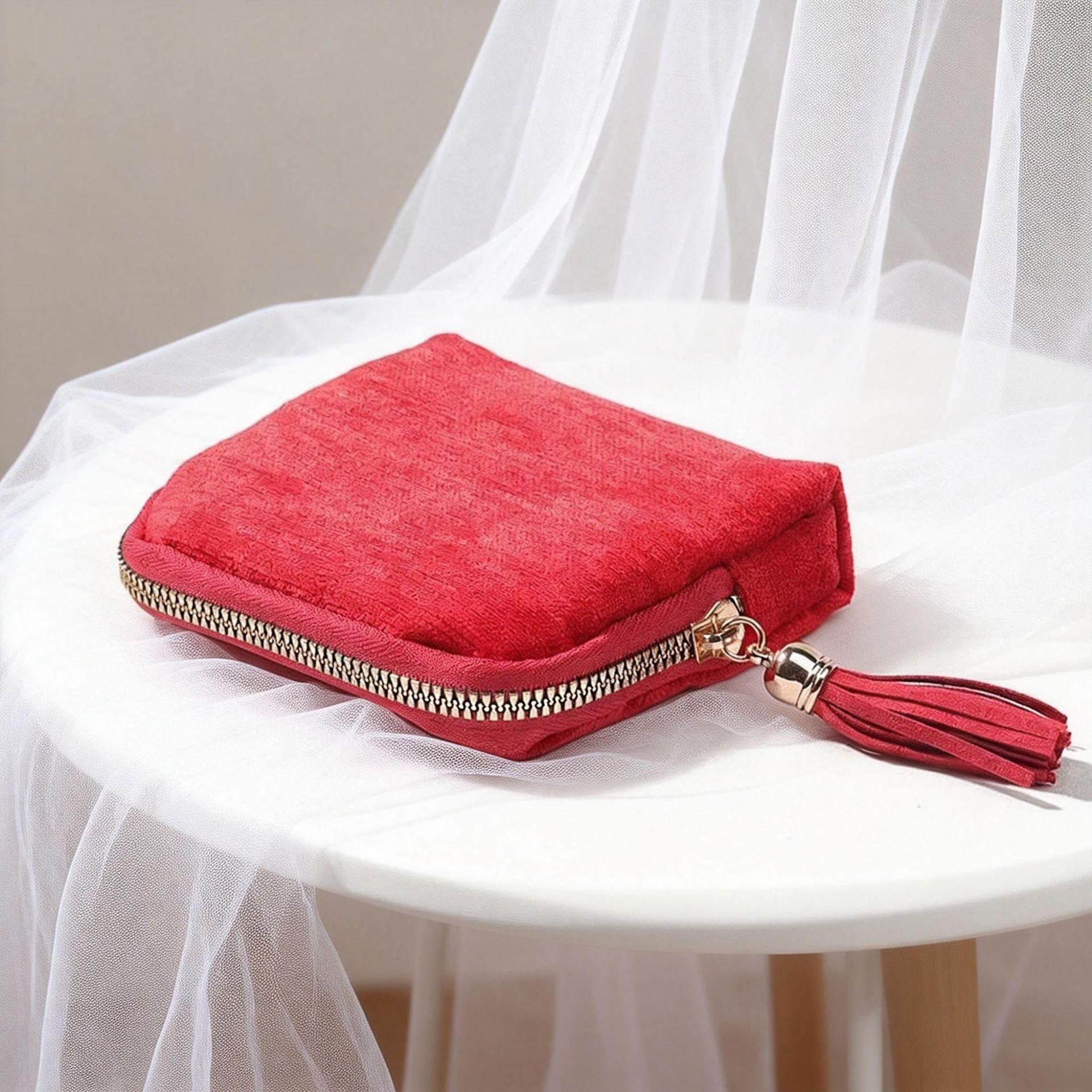 

1pc Portable Travel Jewelry Storage Bag Multi-layer Tassel Crystal Bracelet Storage Pouch Handheld Wallet Bracelet Jewelry Bags 1pc бордовый