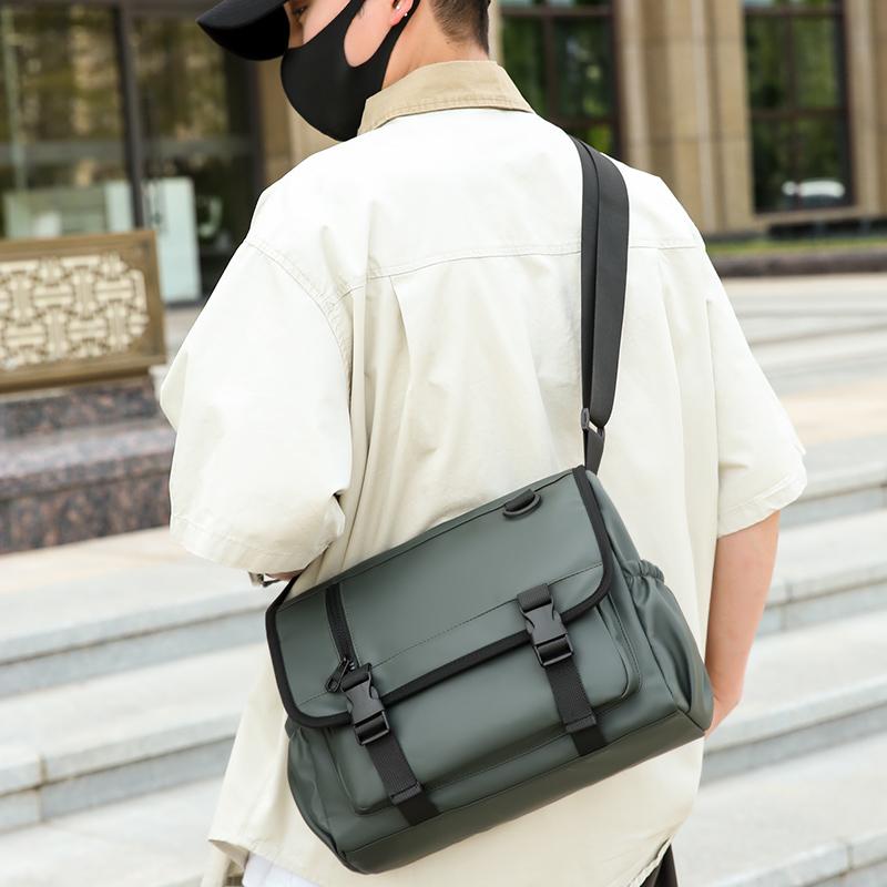 Lightweight Multi Use Messenger Bag for Daily Casual Outdoor Travel Unisex Shoulder Bag with Adjustable Strap