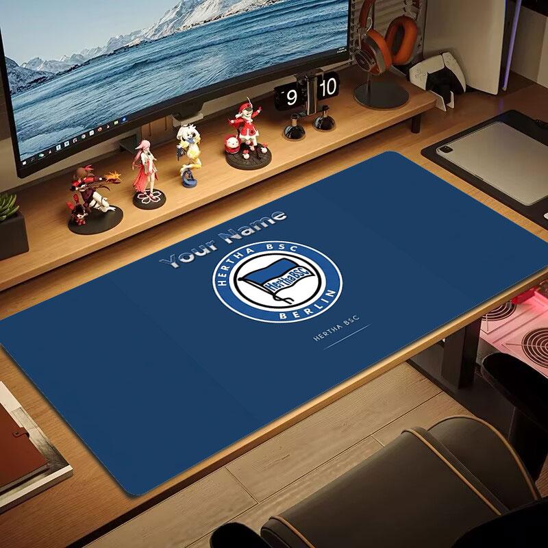 Hertha BSC Benutzerdefinierter Name Große Größe Mauspads Große Gaming Tischunterlage Rutschfest Laptop Tablet Großes Mauspads XXL Matte Mini-PC Spielmatte Mit Verriegeltem Rand