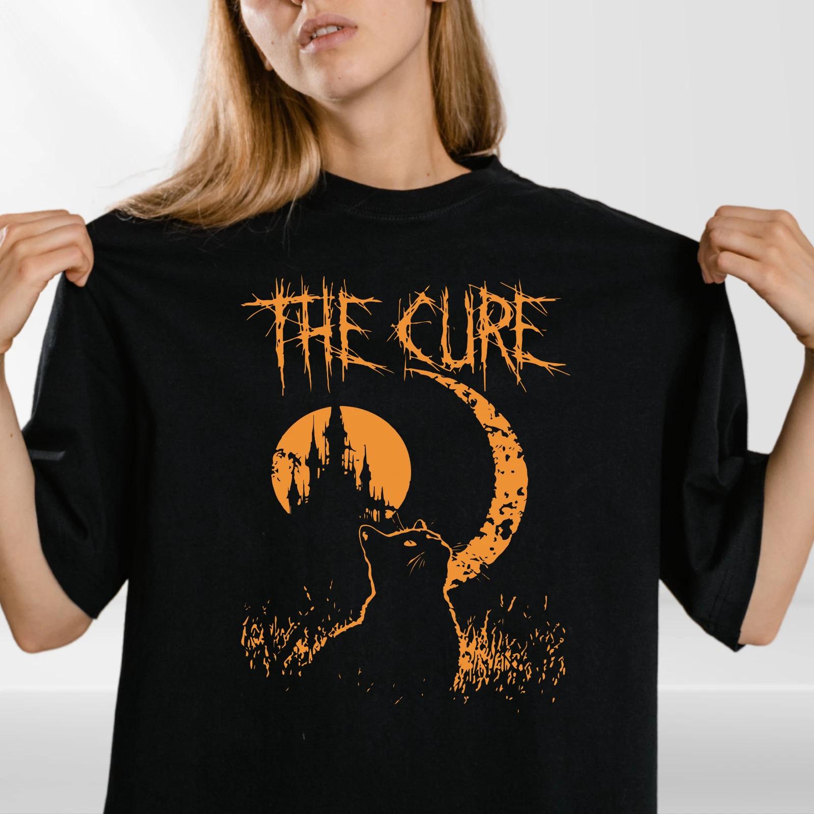 Vintage Cat Moon Graphic T Shirt Gothic Cat Lover Retro Music Inspired Women tee S
