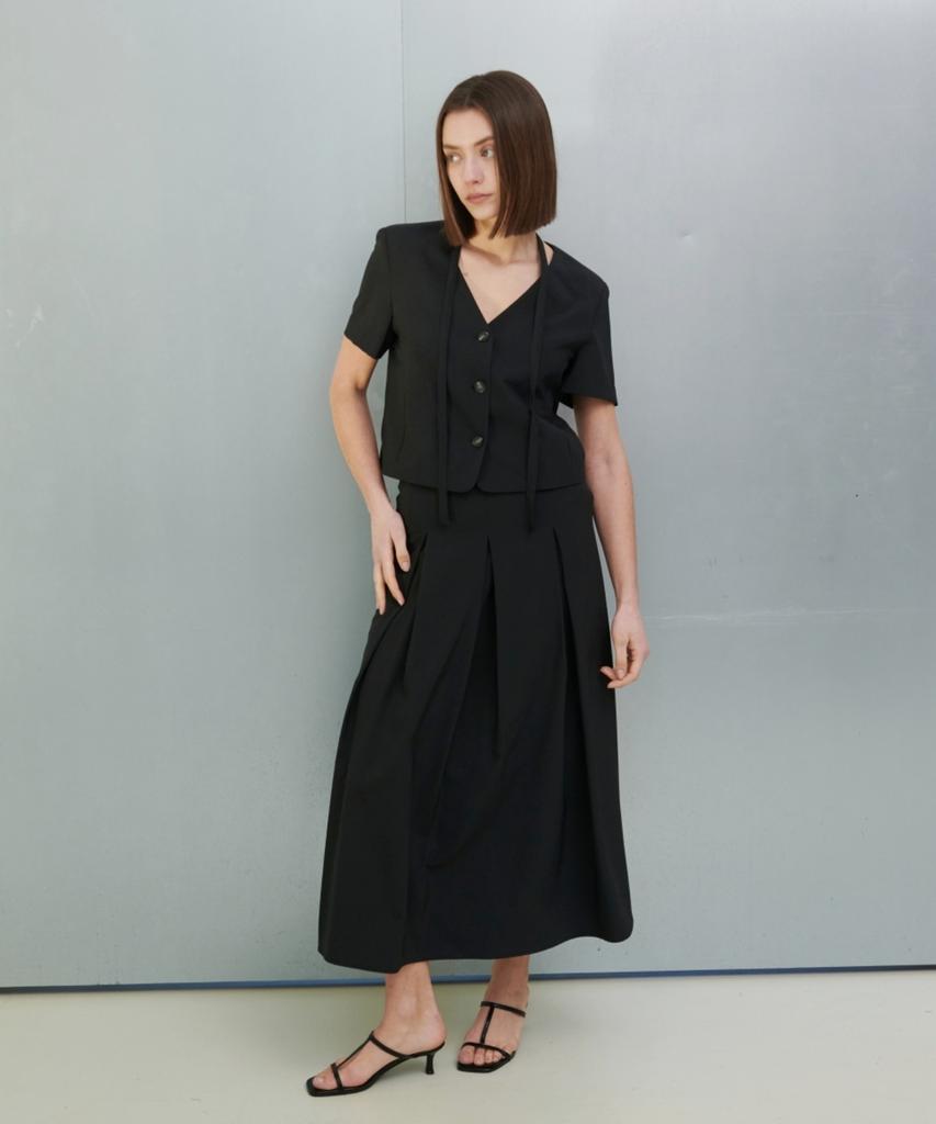 Owaiwai Belle Pleated Skirt_Black