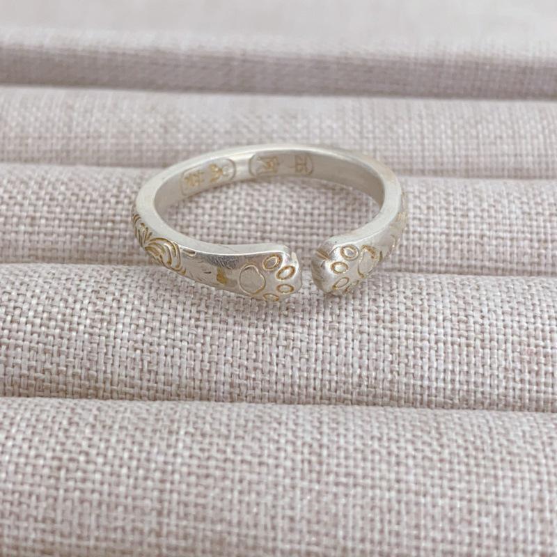 

Gold-Plated Cat Paw Open Ring for Women - Cute, Fashionable, and Versatile Statement Piece Adjustable Open