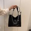 New Large-capacity Tote Bag Crossbody Popular Bag Fashionable Trendy Women's Shoulder Bag Handbag Chain Versatile Bag