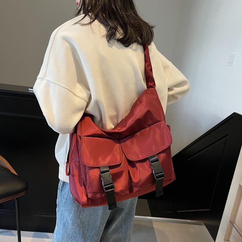 Tooling wind large capacity casual tote bag women's new versatile casual class bag shoulder messenger bag