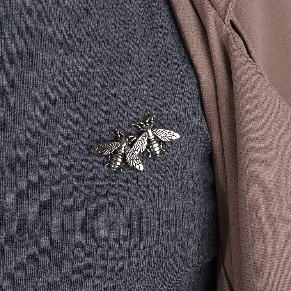 1Pair Vintage Retro Small Suit Collar Pins Men Women Metal Bee Brooches