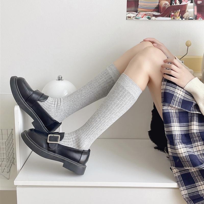 Miu Style Women's Retro Vertical Striped Mid-Calf Socks - Versatile Solid Color Slimming Slouch Socks