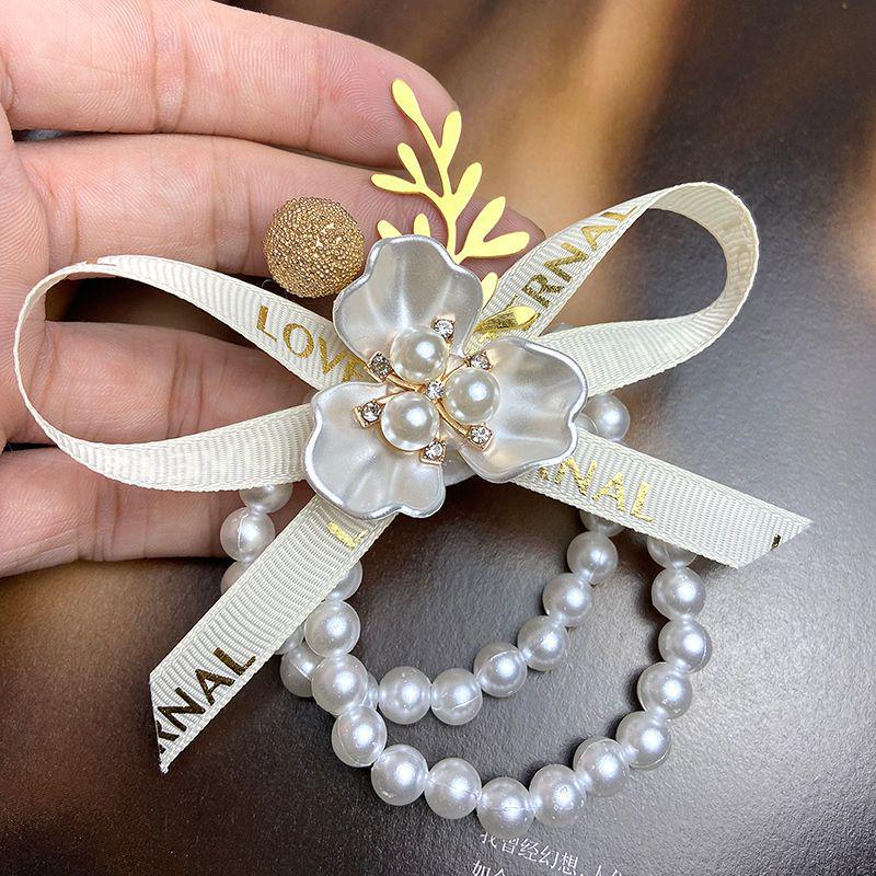 

Korean Style Bridesmaid & Bride Wrist Corsage: Simple Sisterhood Hand Flower Ring for Weddings & Celebrations