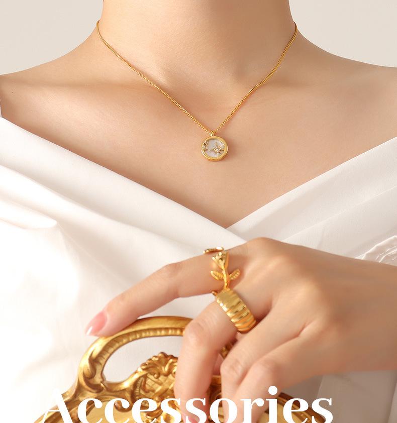 Summer Style Star Diamond Choker Necklace: Couple's Qixi Gift, Titanium Steel Collarbone Chain