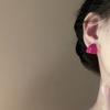 Rose red triangular stud earrings, simple and sweet, personalized design earrings, fashionable sweet and cool style earrings, women