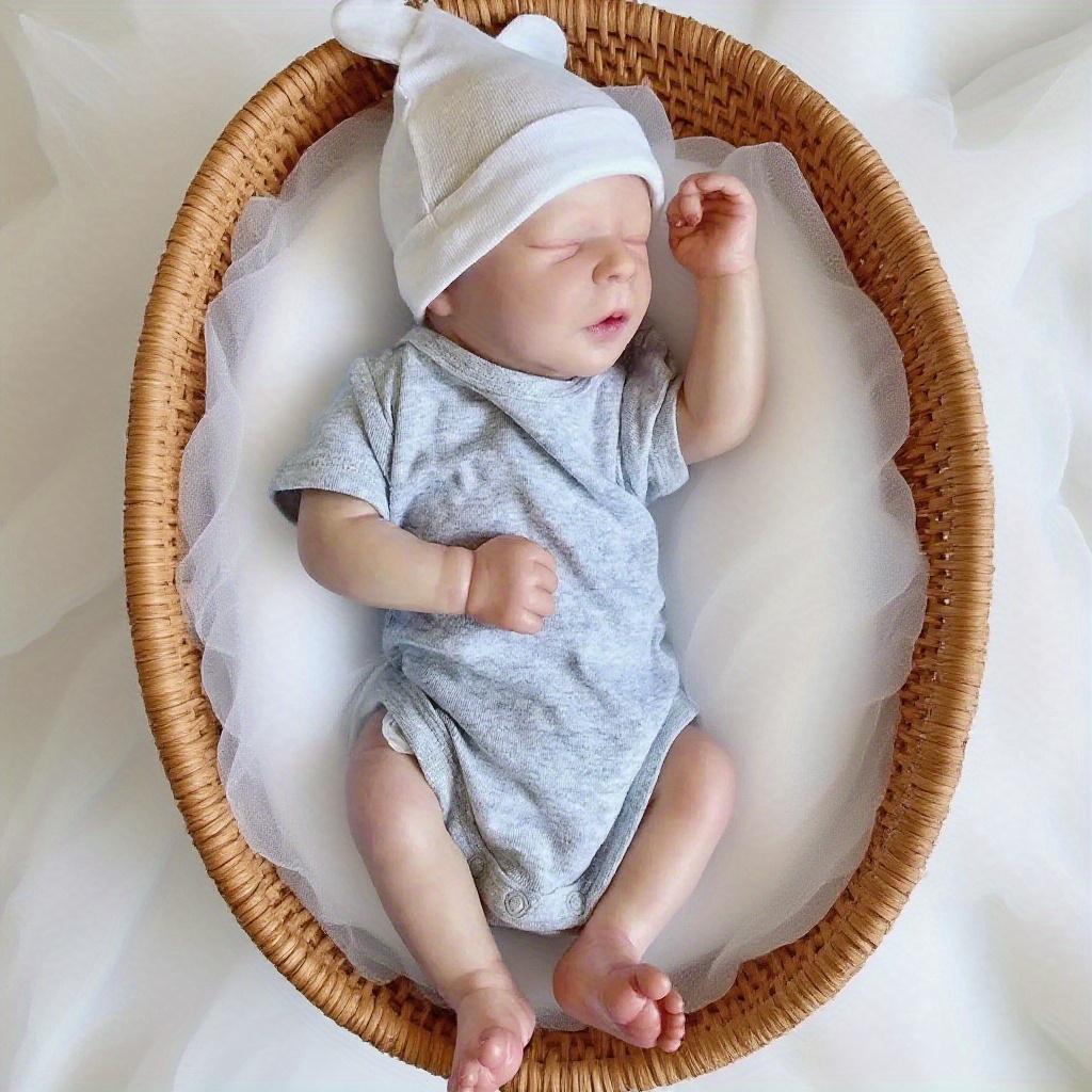 

BZDOLL 18-дюймовая кукла Реборн спящий младенец 45 см художественная игрушка с 3D-раскрашенной кожей и видимыми венами, игрушка для переодевания, тканевое тело, мягкий винил, прекрасный подарок на день рождения cloth body doll