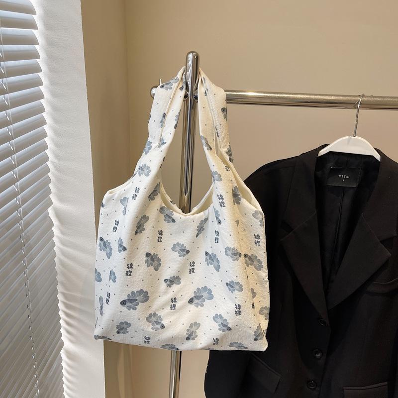 Korean Version Lazy Wind Large Capacity Armpit Bag Women's Bag 2025 New Small Fresh Flower Tote Bag Fashionable Shoulder Bag