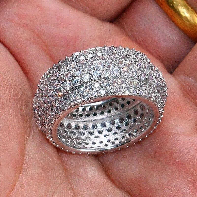 FDLK 2 stk Brudesett Elegante ringer for kvinner Bryllupsforlovelse Mote smykker med full skinnende kubikksirkon kvinnering
