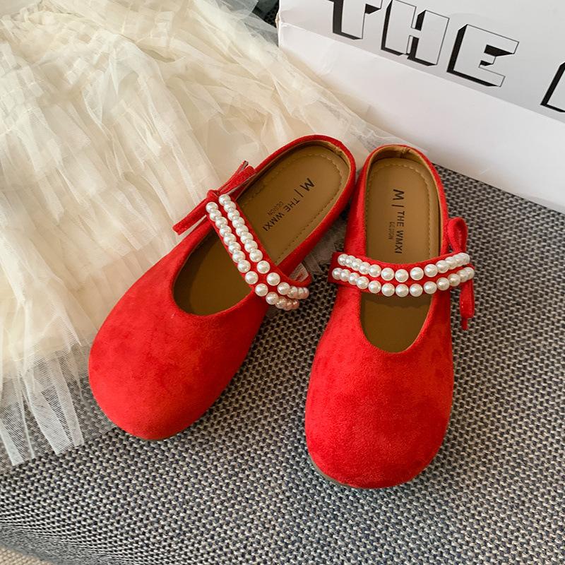 Fashion cool slippers women's summer 2025 new flat-bottomed fashion outer wear beach shoes sandals