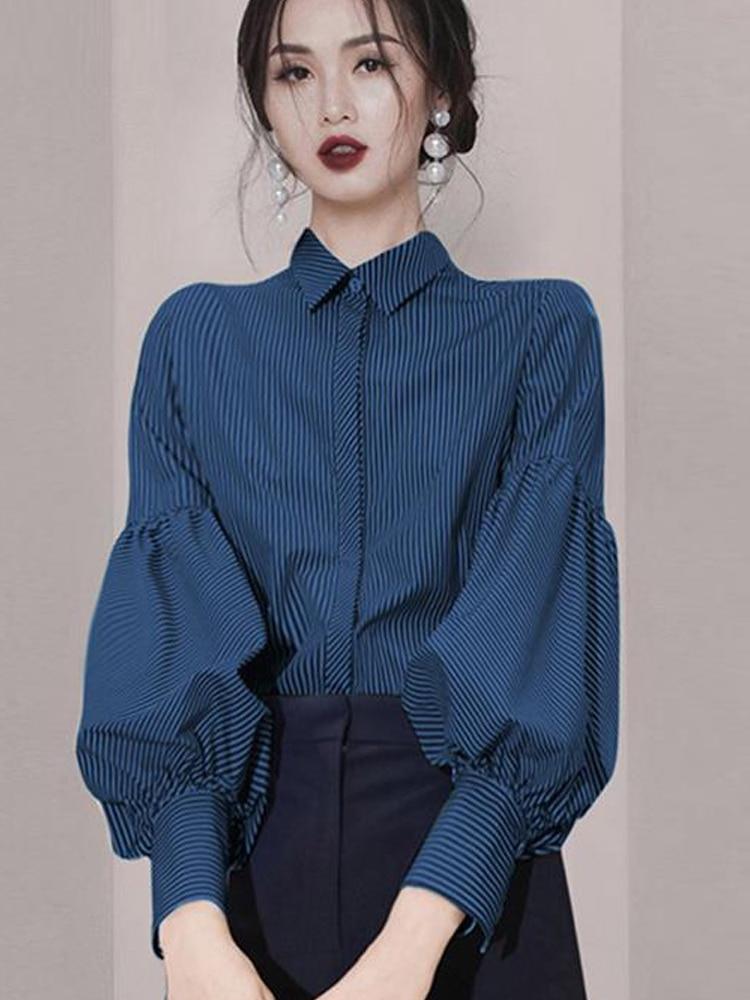 Vintage Blouse Women 2022 Autumn Spring Elegant Fashion Lantern Sleeve Shirt Lady Lapel Loose Striped Tops Green Button Up Shirt