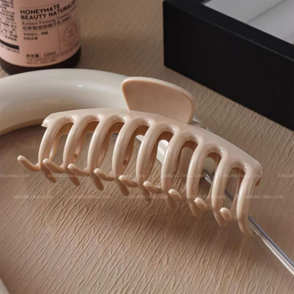 1/2/4 Pcs Soft Silicone Shark Hair Clips for Women Protective Elastic Hair Clip Back Head Durable Flexible Unsnappable Claw Clip