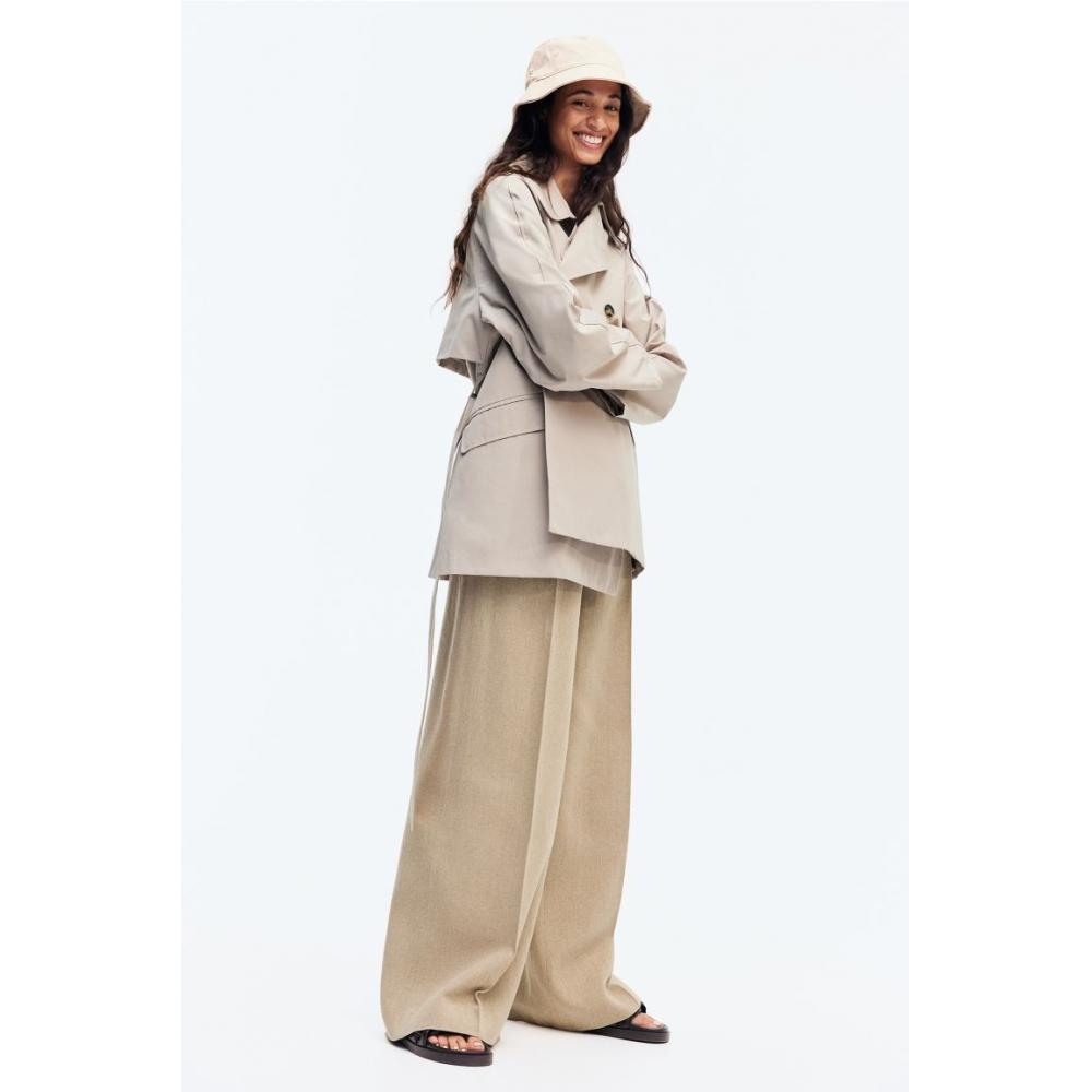 

Короткий тренч HM светло-бежевый