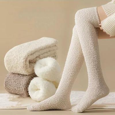 Bas d'hiver extra épais en velours corail pour femmes pour dormir à la maison, chaussettes au-dessus du genou