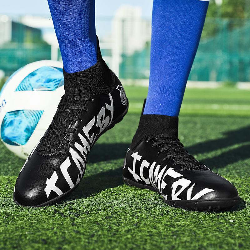 31-48 Men's Elastic Sock Mouth Football Boots Rubber Soft Sole Short Spikes Youth Boys Football Shoes