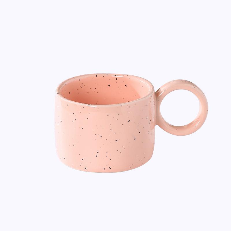 Korean Style Creative Ceramic Coffee Mug with Handle Simple Coffee Mug Couple Home Office Water Cups Coffee Mugs Tea Drinkware