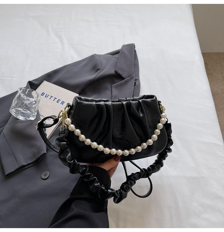 Large capacity bag women's summer new casual messenger bag shoulder underarm pleated cloud bag