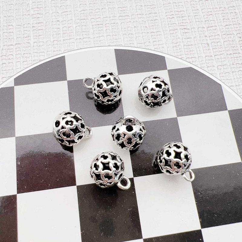 WTEMPO Small Decor Bells Jewelry Wind Chime Handicrafts Making Accessories Festival Christmas Tree Decorative Bells, No Sound Only Good for Ornament