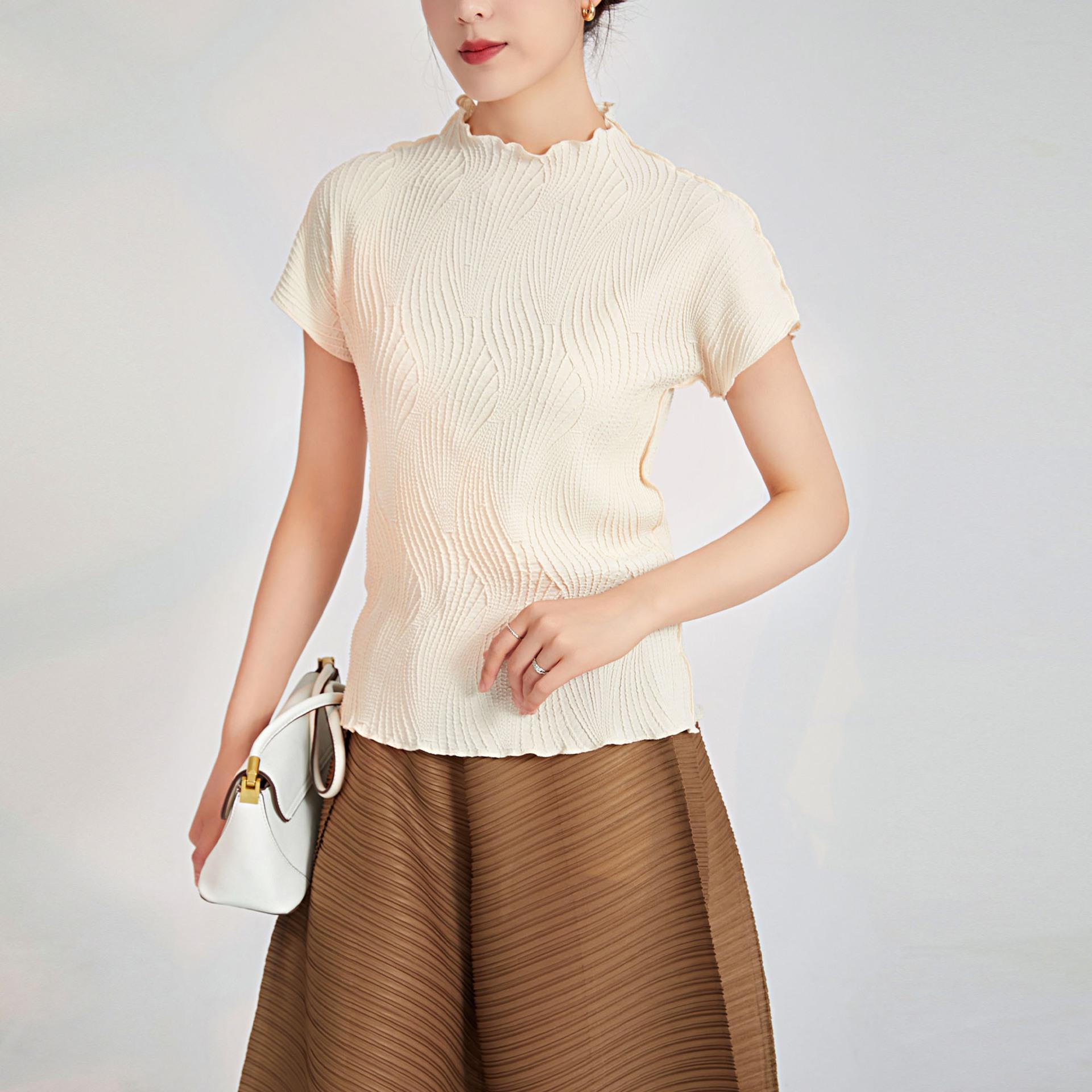 

Женская футболка высокого класса с вышивкой и плиссировкой - Универсальная, однотонная, эластичная посадка One Size бежевый