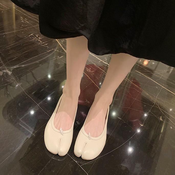 Sheepskin Version~ High-end Silver Leather Split-toed Shoes Women's One-pedal Flat Loafers Pig's Trotters Mary Jane Single Shoes