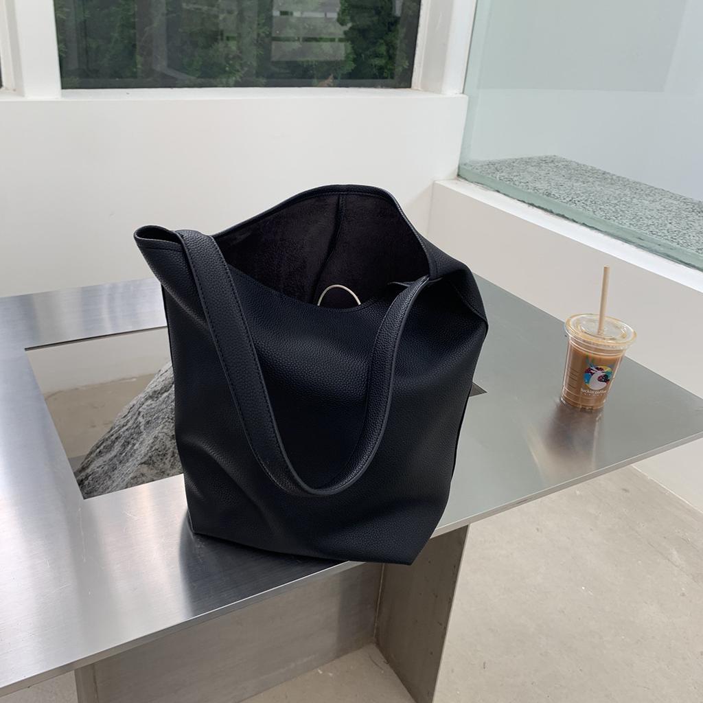 Retro simple shoulder bags large capacity bucket underarm bag pu leather women's commuter tote bag fashion ladies purse handbags