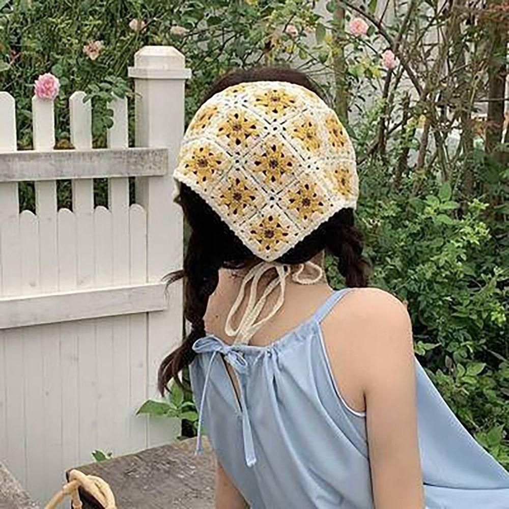 French Pastoral Style Triangle Headband Knitted Handmade Crochet Headscarf Hat Daisy Flower Flower Strawberry