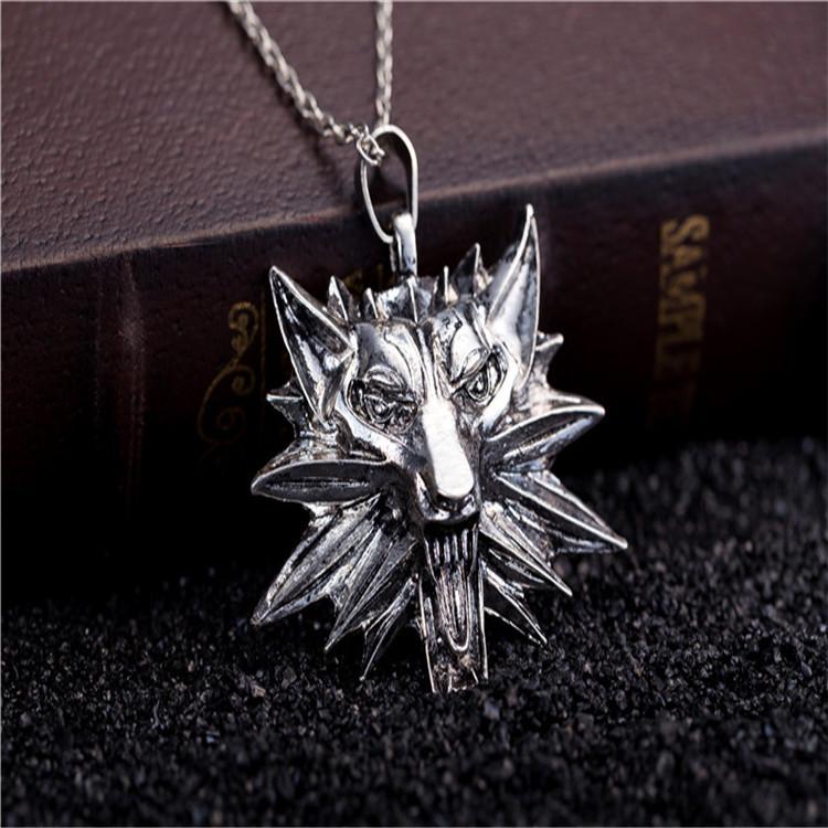 The Witcher 3 Wolf Head Necklace Pendant with Red and Black Eyes