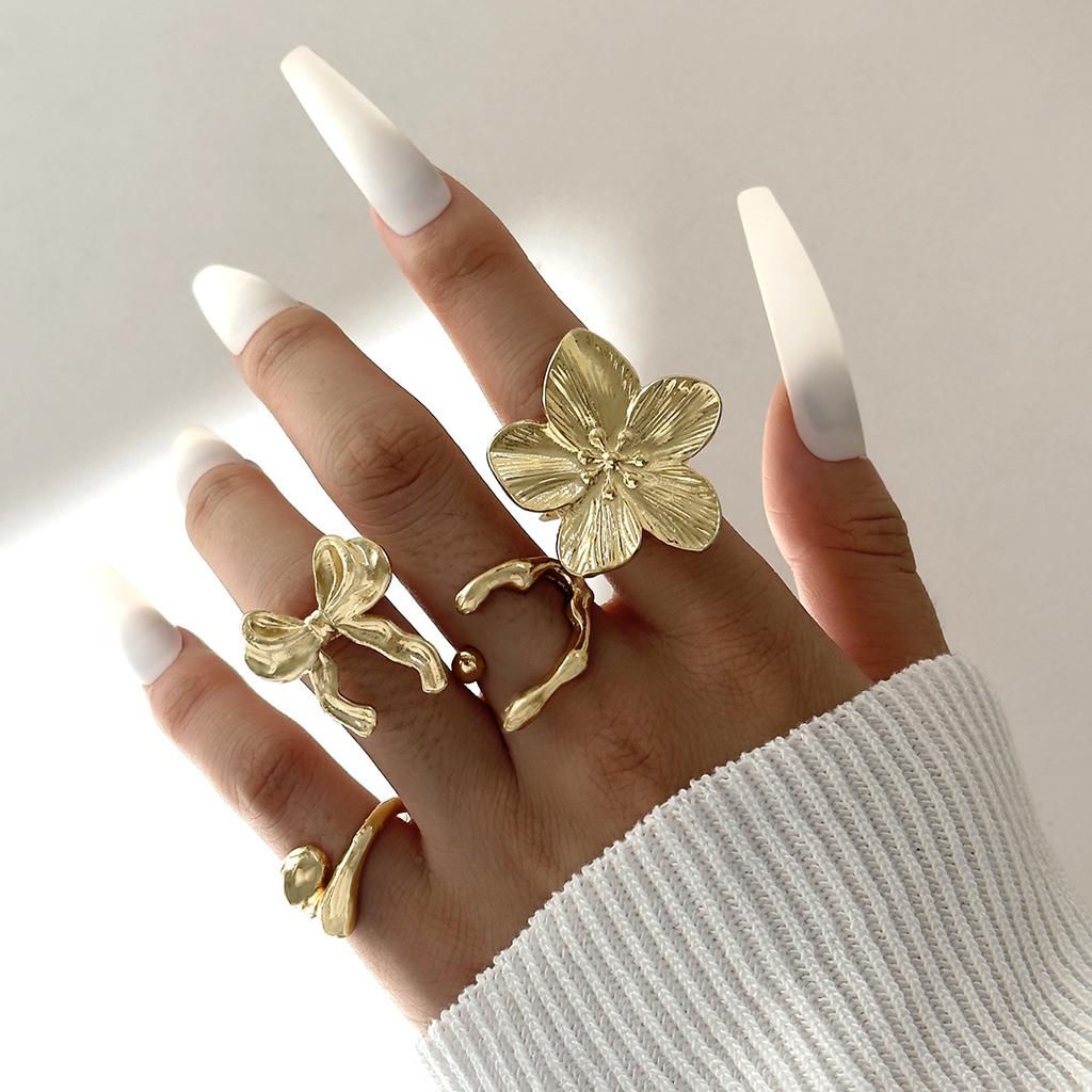 Fashion Exaggerated Flower Alloy Ring Set For Women