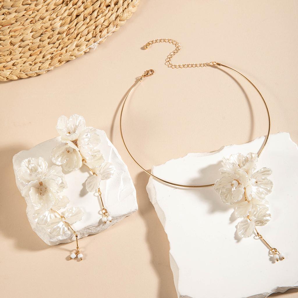 Sunflower Tassel Exaggerated Mermaid Ji Flower Bamboo Joint High Sense Ginkgo Leaf Collar Choker