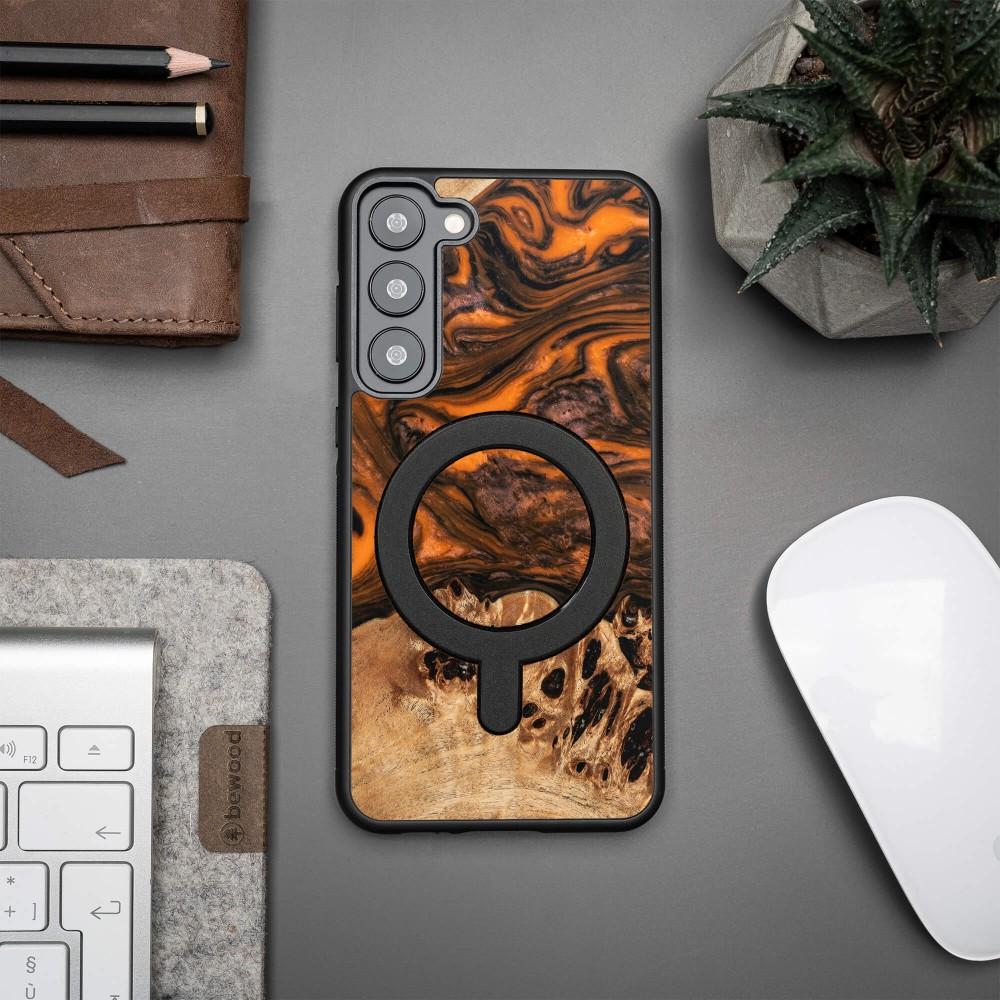 Bewood Unique case for Samsung Galaxy S23 Plus - Orange with MagSafe