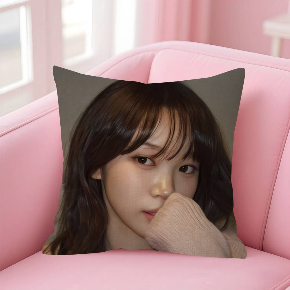 Singer C-Chaewon Beauty Pillow Cover For Bedroom Room And Living Room Sofa Decorative Cushion Cover