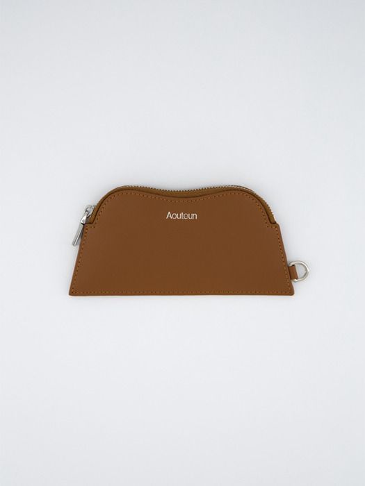 August Dawn strap card wallet_Camel