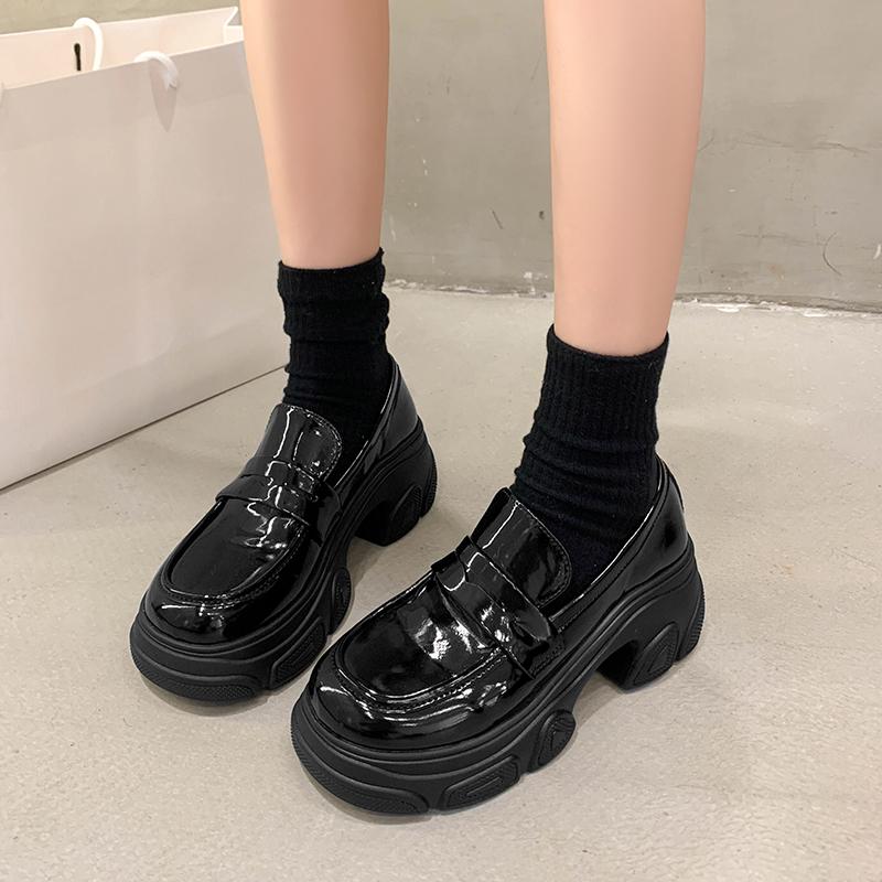 

Модная повседневная женская обувь Женская обувь Мягкие лоферы с мехом Оксфорды Британский стиль Круглый носок Осенние сабо Платформа Платье Крест Новинка 35 чёрный