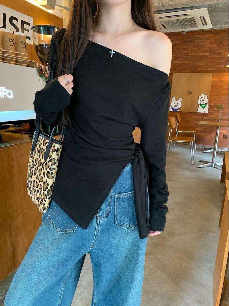 Chic Black One-Shoulder Women's Top - 2025 Autumn Design, Unique Style, Base Layer, Luxurious Feel