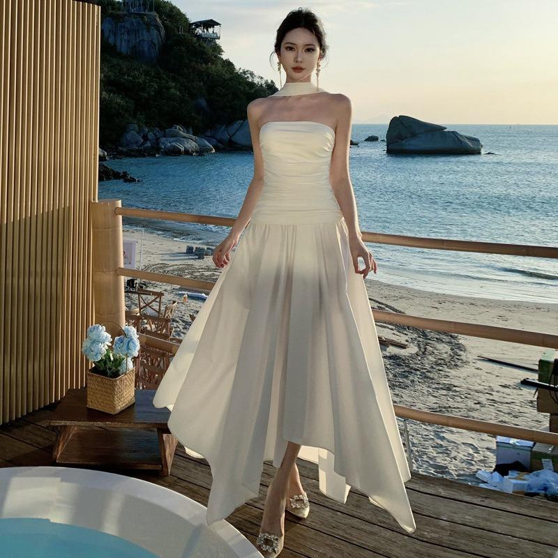 High-end Off-the-shoulder Neck Tube Top Pleated Irregular Dress Temperament Socialite Birthday Dinner White Dress Dress