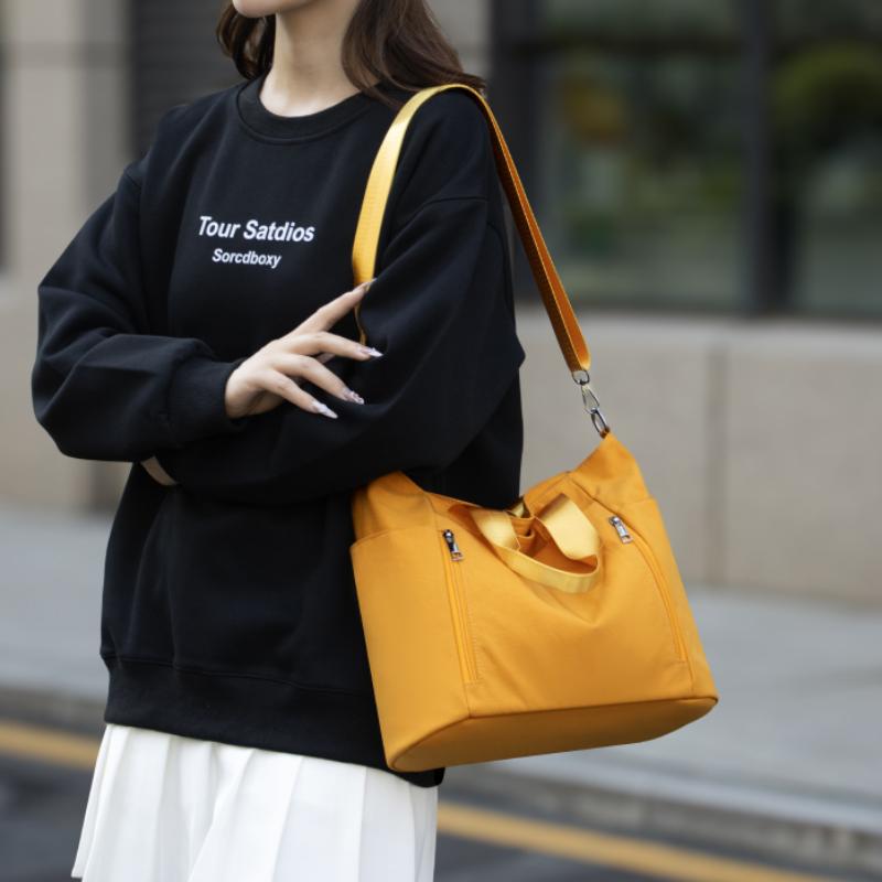 Women's Large Capacity Tote Bag Solid Color Shoulder Bag Water-Repellent Crossbody Bag