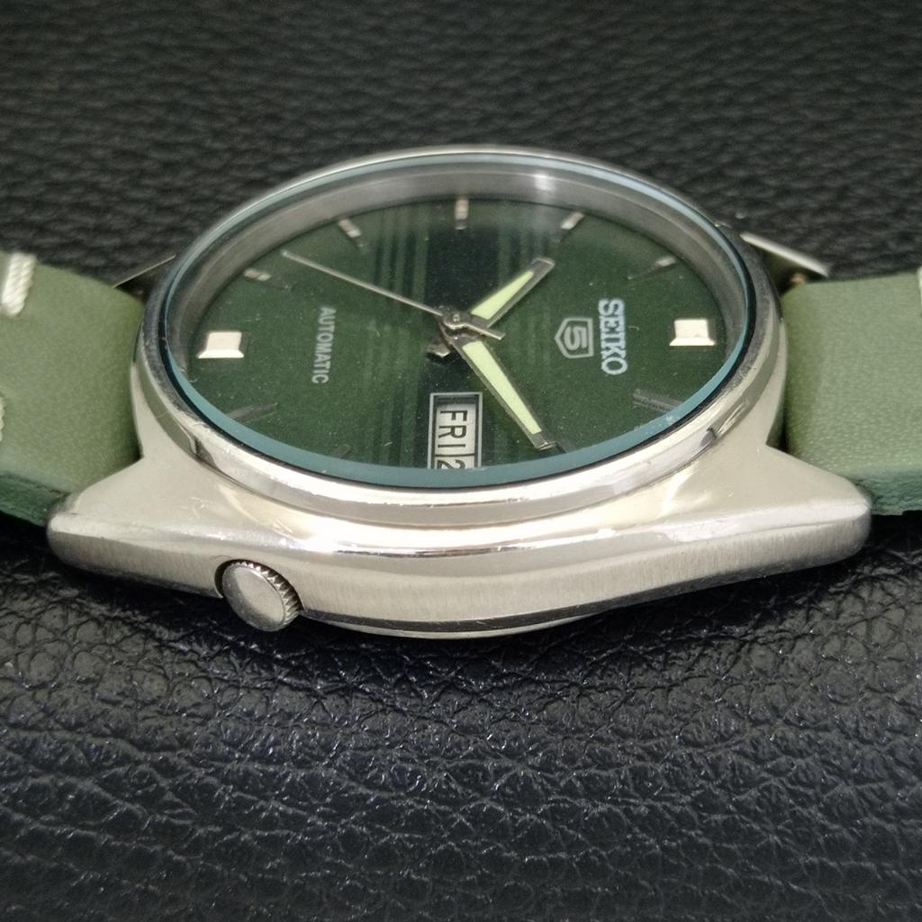 VINTAGE SEIKO 5 AUTOMATIC 6309A JAPAN MENS GREEN COLOR DIAL WATCH A701507-5 R206b-a701507