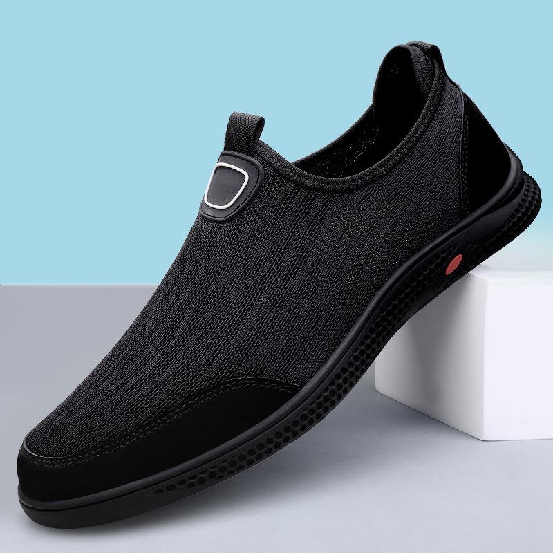 Men's shoes 2025 summer new fashionable soft slip-on shoes Light and comfortable casual shoes soft-soled mesh shoes
