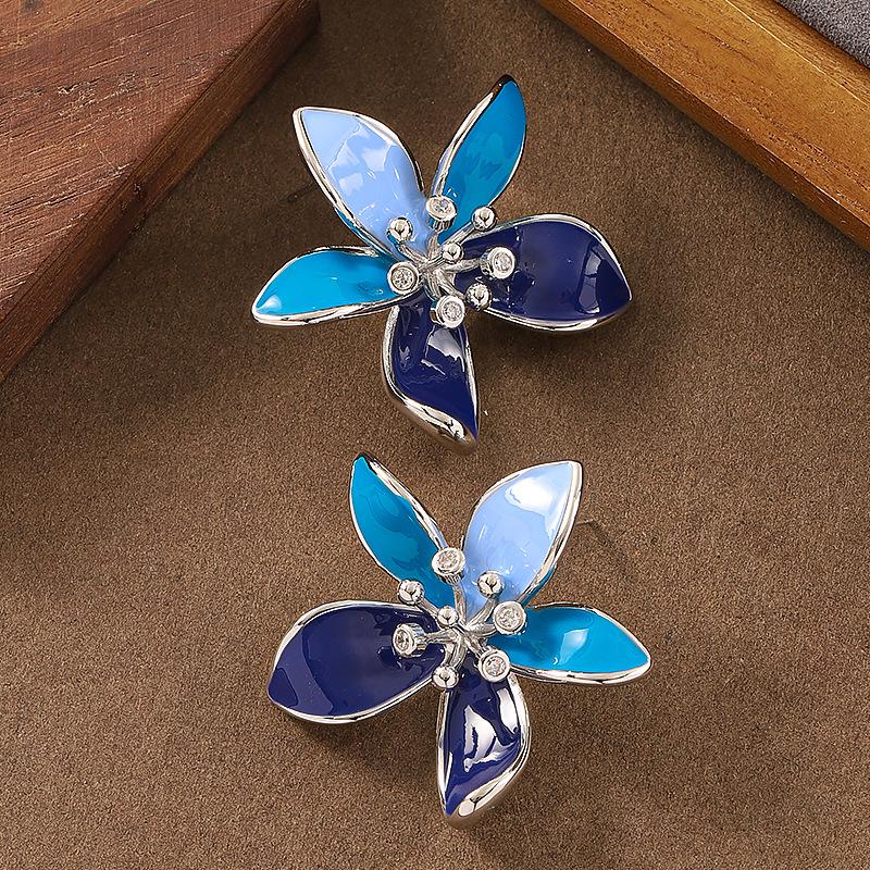 French literary and artistic personality light luxury style dripping oil flower stud earrings light luxury simplicity versatile temperament earrings