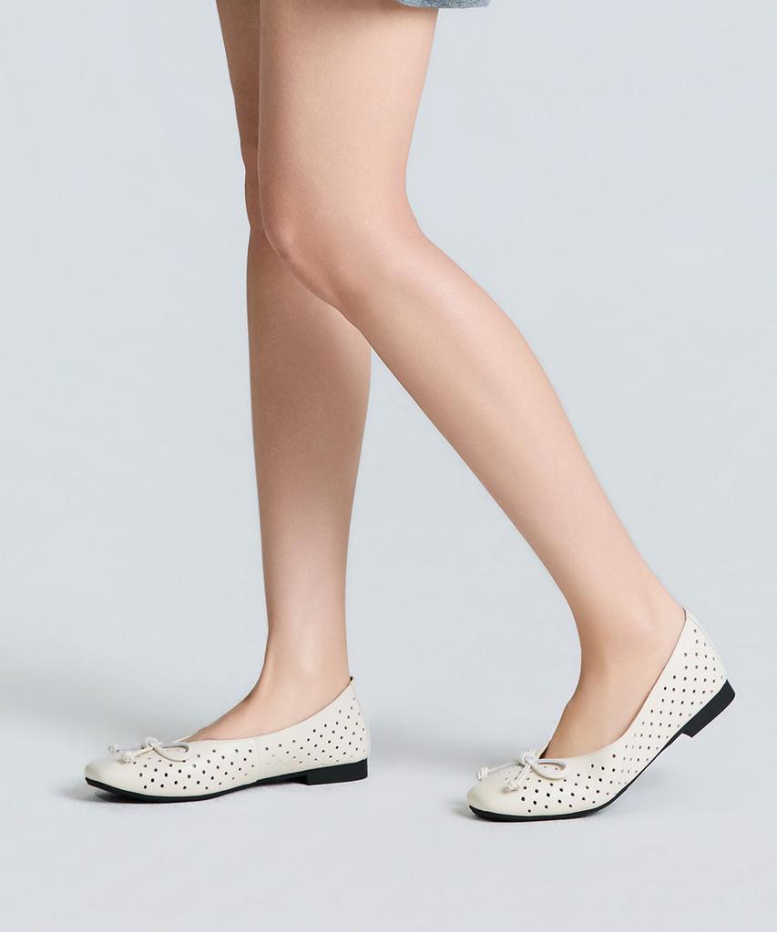 Kissa Reno Women'S Perforated Flat Shoes P512027